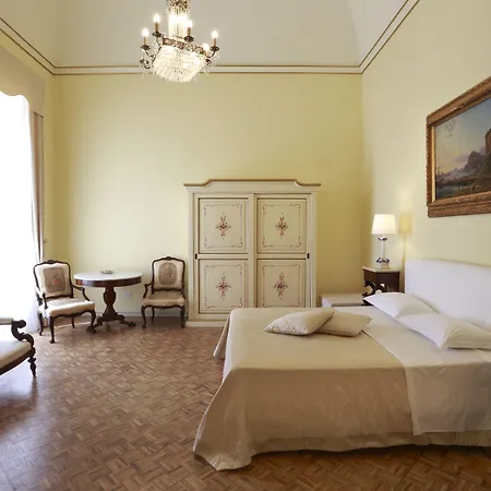 Persone Palace-3